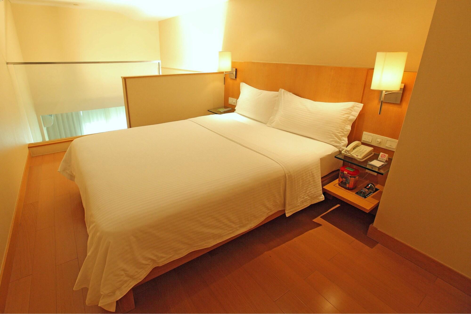 L'Otel Shanghai Bagian luar foto