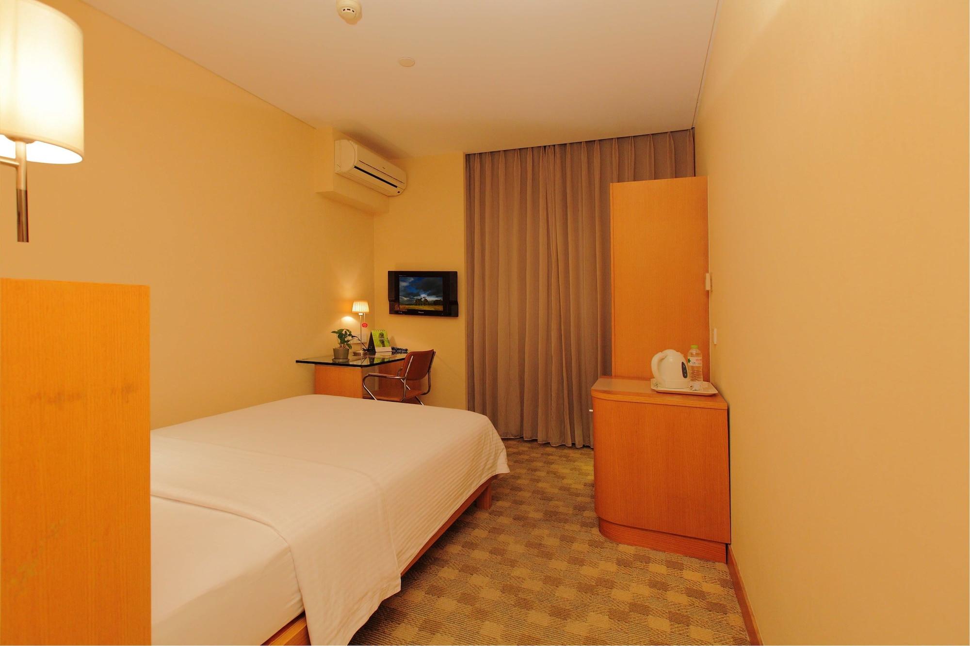 L'Otel Shanghai Bagian luar foto