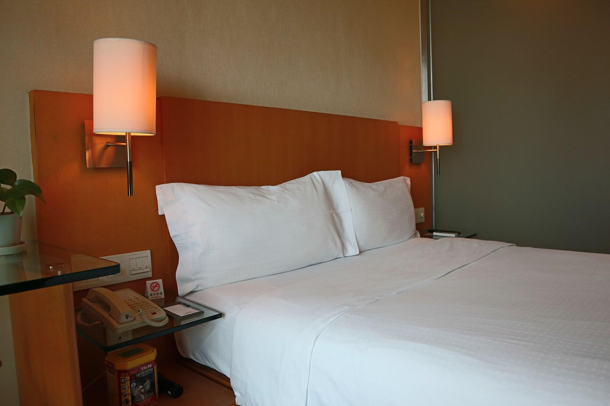 L'Otel Shanghai Bagian luar foto